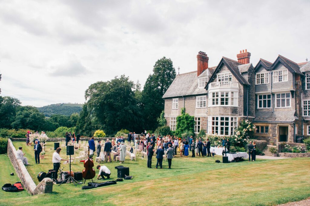 Plas Dinam country weddings